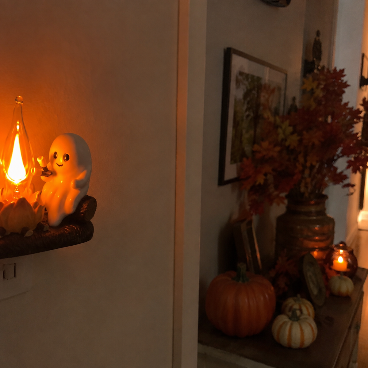 Warm glowing Ghost Campfire Night Light